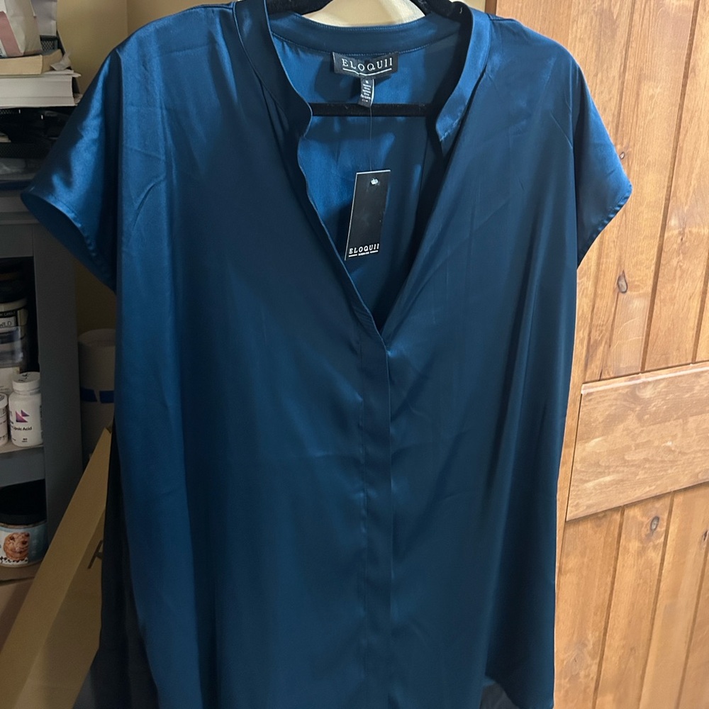 Eloquii Split Neck Blouse Size 16 Deep Acquamarine Cap Sleeve NWT Holiday Ready! - Picture 3 of 7
